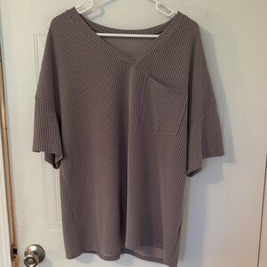 Women's Oversized V-Neck Pocket Ribbed Short-Sleeve Shirt - Grey
